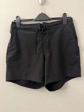 Ten Thousand Foundation Black Short medium 5” Inseam UnLined A034
